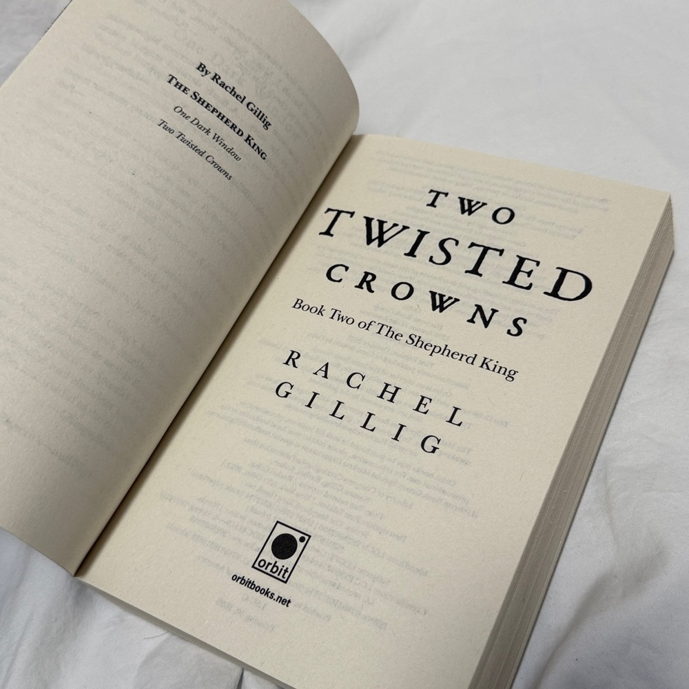 SOLD “Two Twisted Crowns” The Shepherd King Book #2 by Rachel Gillig - Picture 11 of 11